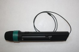 Alquiler de Emisor de Mano  Analógico Infoport ( Largo y Corto) Sennheiser